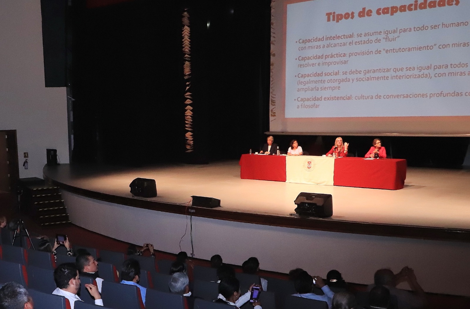 Pone en marcha UATx jornada de actualización docente 2023